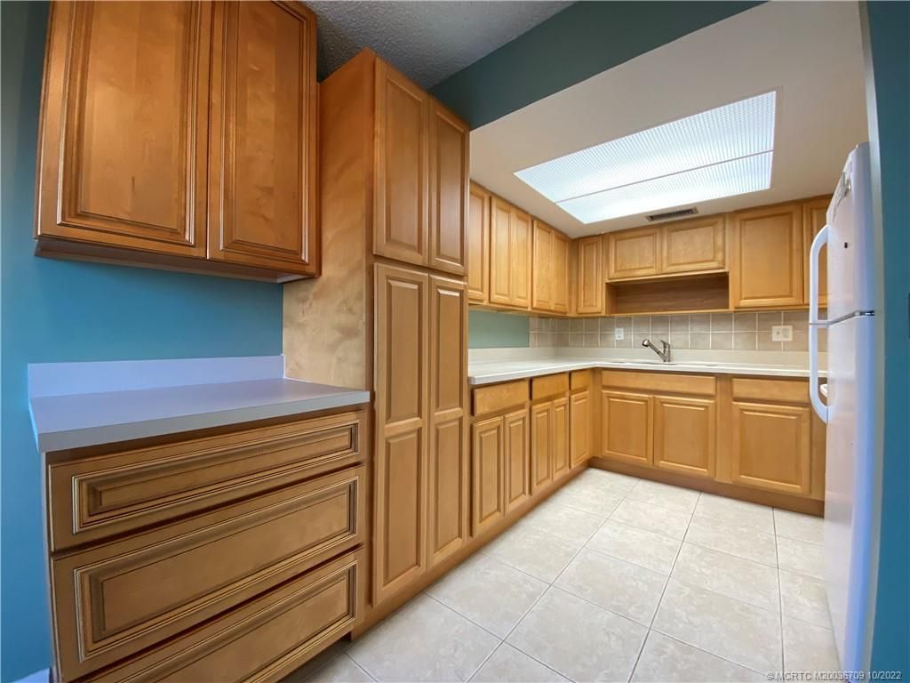 Photo of 2929 SE Ocean Boulevard #D2, Stuart, FL 34996 (MLS # M20036709)