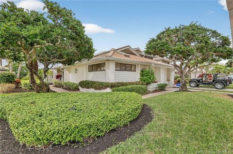 Photo of 5627 SE Foxcross Place, Stuart, FL 34997 (MLS # M20053832)