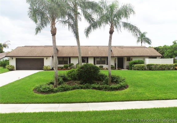2490 NE PINECREST LAKES BLVD, JENSEN BEACH, FL 34957 - Image 3aa7b5f15e8a9d1febf6a7affe388620/1416493010
