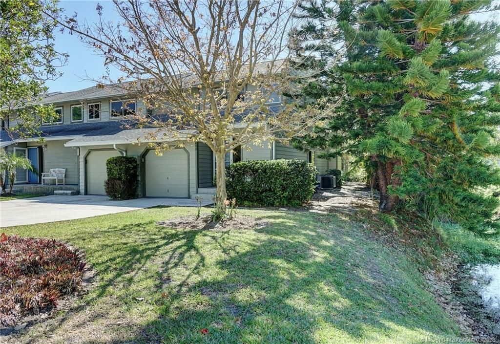 Photo of 650 NE Wax Myrtle Way, Jensen Beach, FL 34957 (MLS # M20050000)