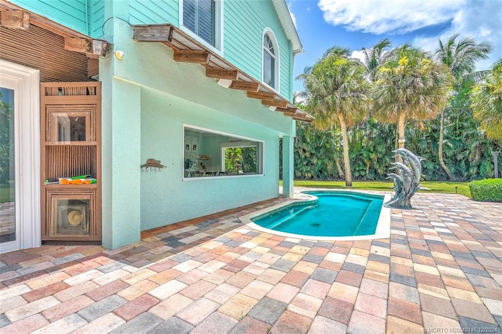 Stuart, Florida 34996, United States, 5 Bedrooms Bedrooms, ,5 BathroomsBathrooms,Residential,Active,25228