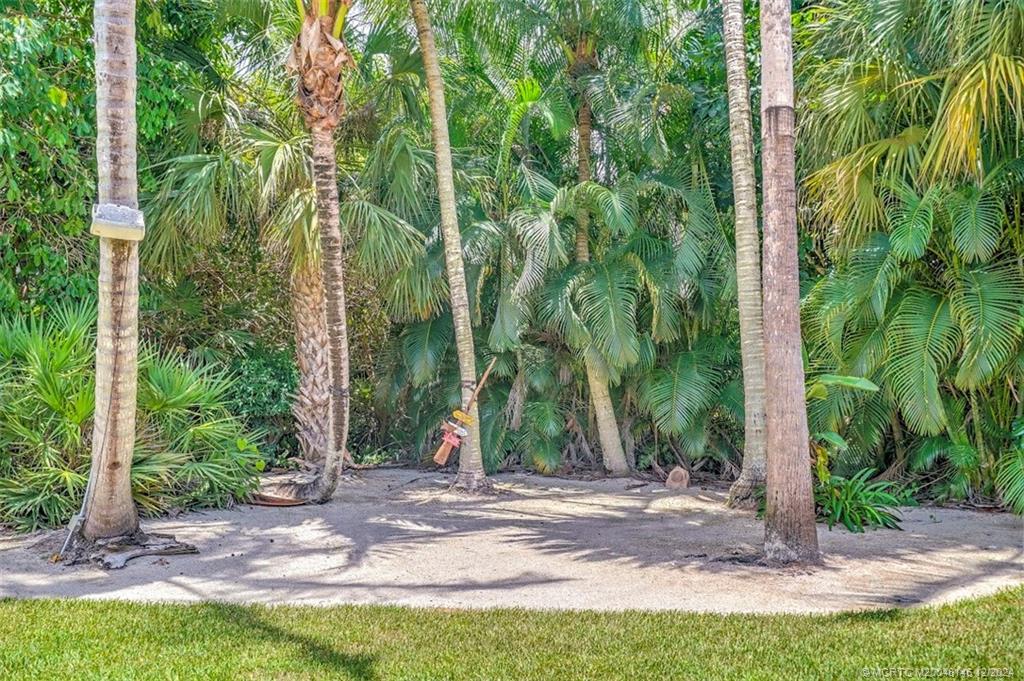 Stuart, Florida 34996, United States, 5 Bedrooms Bedrooms, ,5 BathroomsBathrooms,Residential,Active,25228