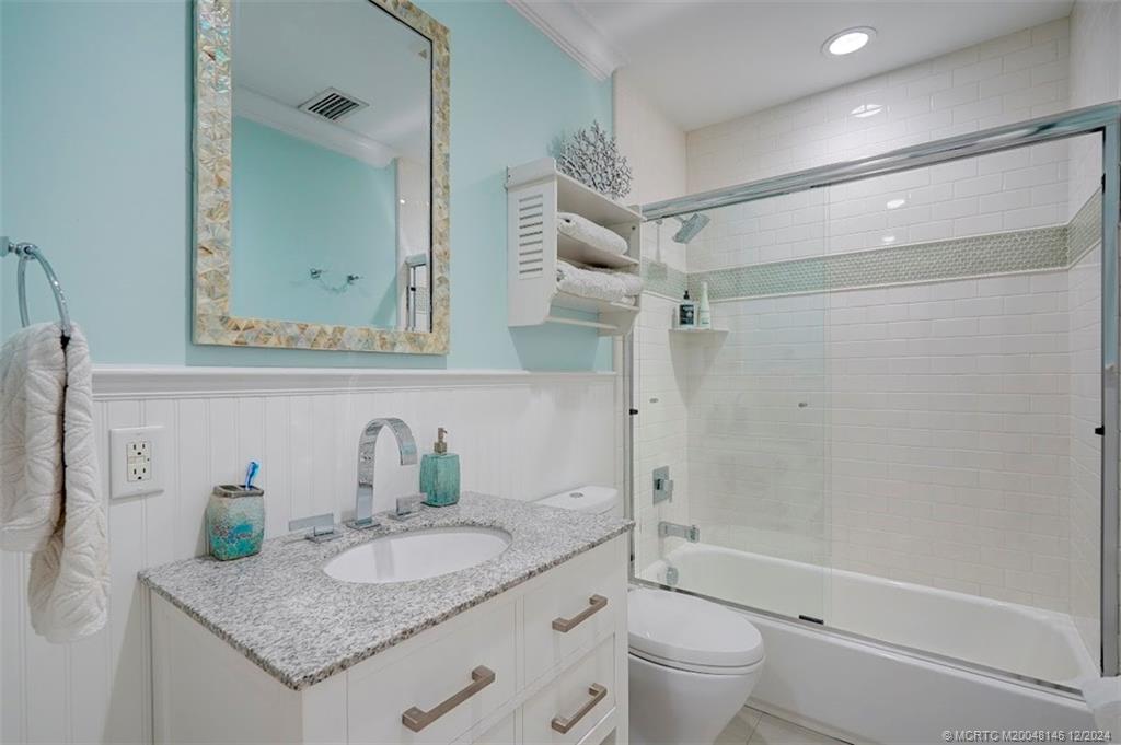 Stuart, Florida 34996, United States, 5 Bedrooms Bedrooms, ,5 BathroomsBathrooms,Residential,Active,25228