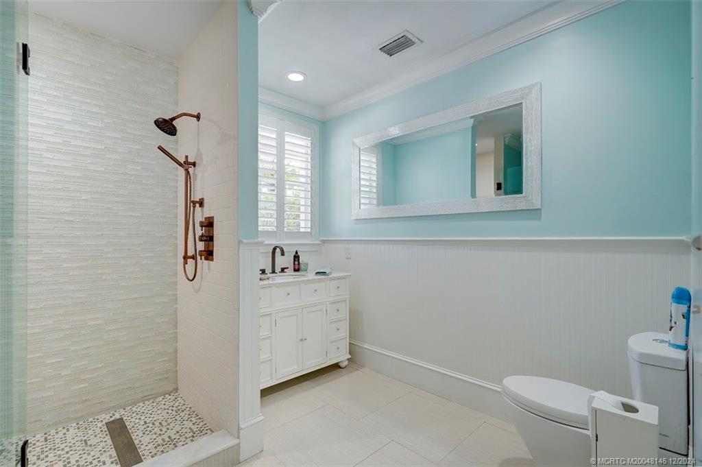 Stuart, Florida 34996, United States, 5 Bedrooms Bedrooms, ,5 BathroomsBathrooms,Residential,Active,25228