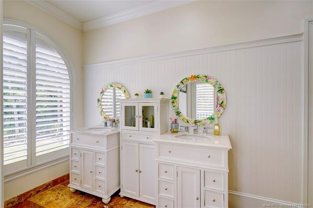 Stuart, Florida 34996, United States, 5 Bedrooms Bedrooms, ,5 BathroomsBathrooms,Residential,Active,25228