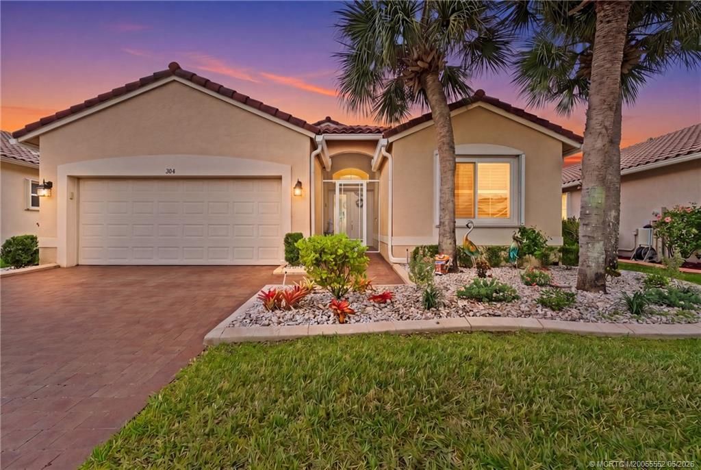 Photo of 394 NW Springview Loop, Port Saint Lucie, FL 34986 (MLS # M20055552)