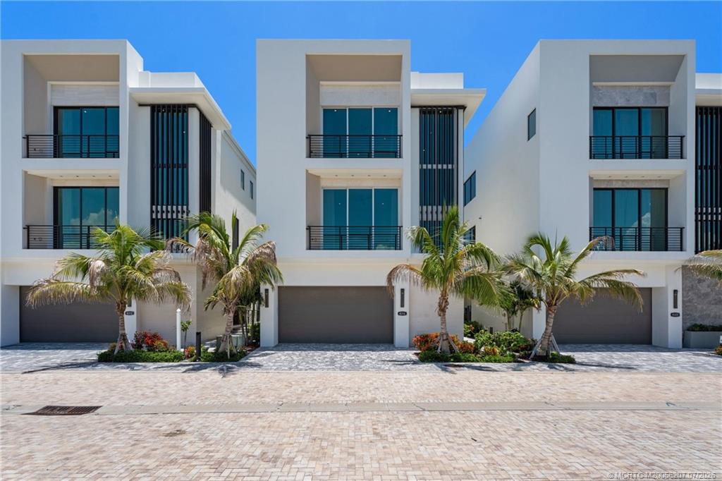 Photo of 4316 Diamond Shores Way, Fort Pierce, FL 34949 (MLS # M20056207)
