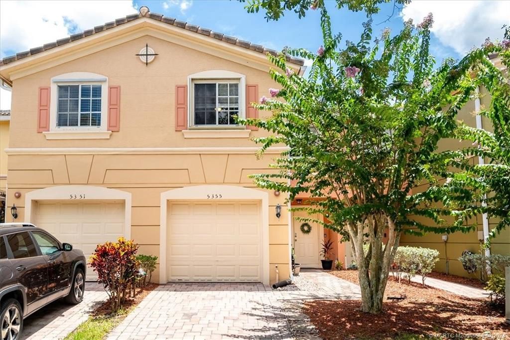 Photo of 5355 SE Mitchell Lane, Stuart, FL 34997 (MLS # M20045655)