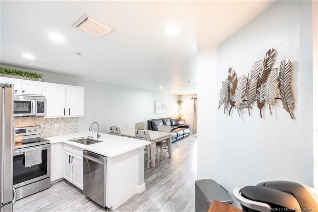 Photo of 5355 SE Mitchell Lane, Stuart, FL 34997 (MLS # M20045655)