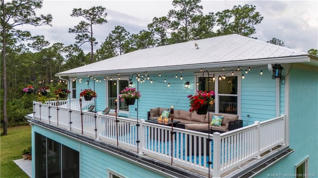 Photo of 5651 SW Mistletoe Lane, Palm City, FL 34990 (MLS # M20044199)