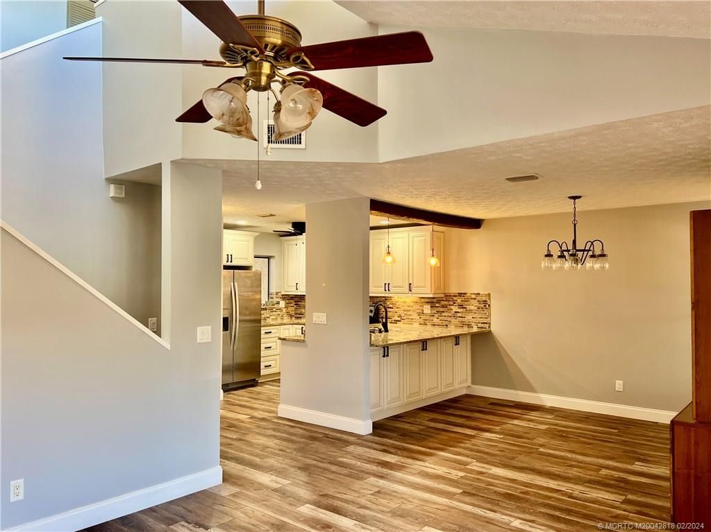 Photo of 1578 SW Crossing Circle, Palm City, FL 34990 (MLS # M20042818)