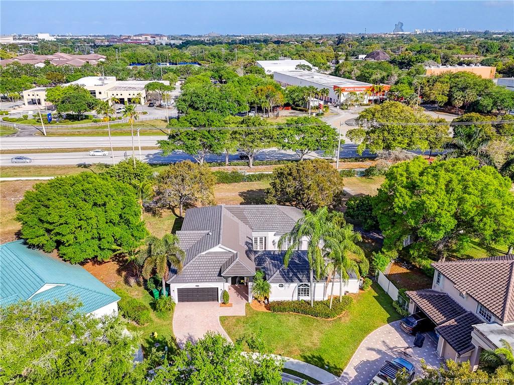 Davie, Florida 33328, United States, 4 Bedrooms Bedrooms, ,4 BathroomsBathrooms,Residential,Active,78311