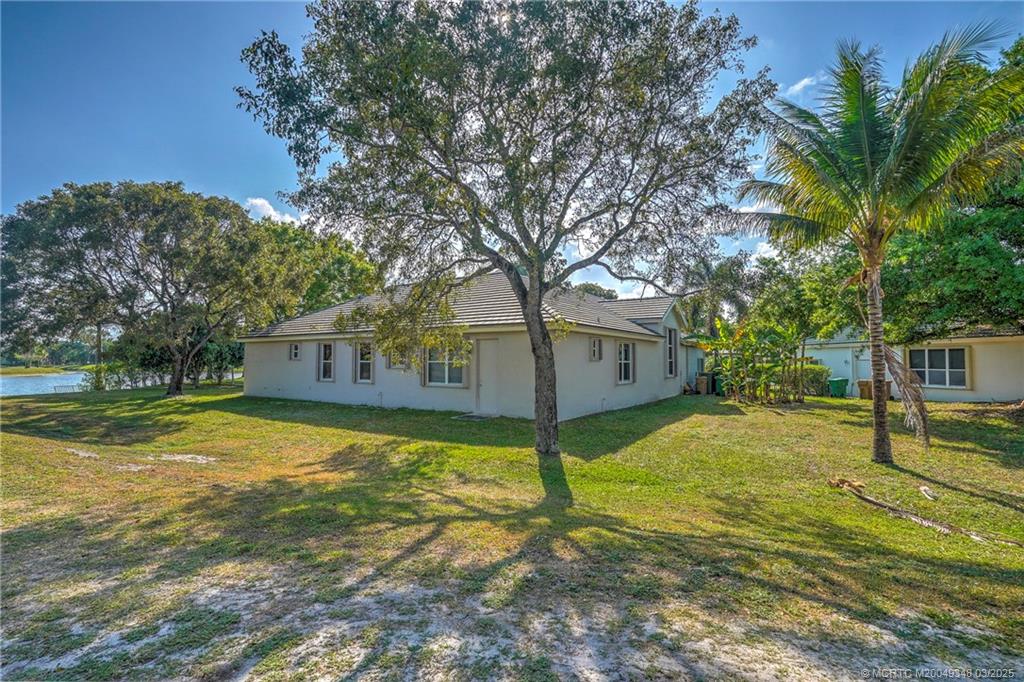 Davie, Florida 33328, United States, 4 Bedrooms Bedrooms, ,4 BathroomsBathrooms,Residential,Active,78311
