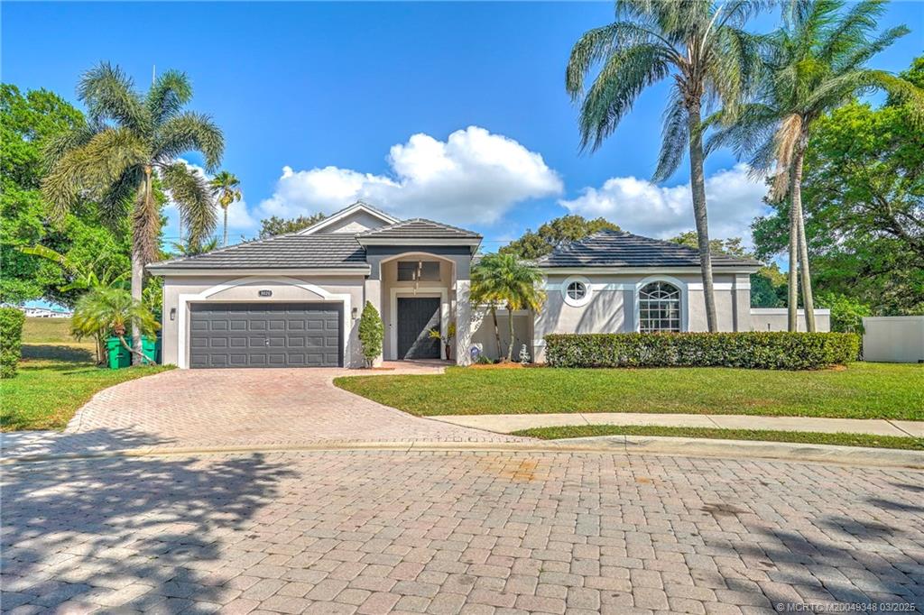 Davie, Florida 33328, United States, 4 Bedrooms Bedrooms, ,4 BathroomsBathrooms,Residential,Active,78311