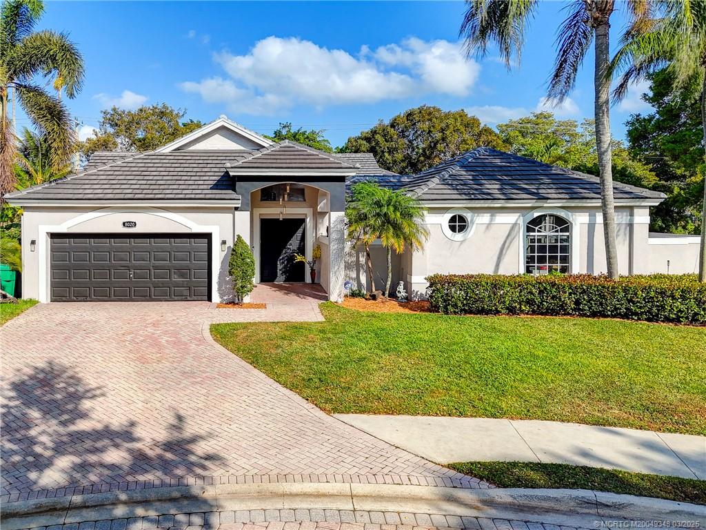 Davie, Florida 33328, United States, 4 Bedrooms Bedrooms, ,4 BathroomsBathrooms,Residential,Active,78311 Davie, Florida 33328, United States, 4 Bedrooms Bedrooms, ,4 BathroomsBathrooms,Residential,Active,78311