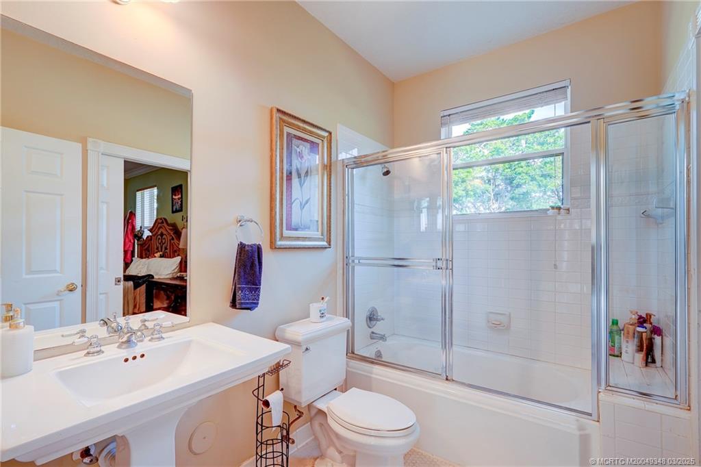 Davie, Florida 33328, United States, 4 Bedrooms Bedrooms, ,4 BathroomsBathrooms,Residential,Active,78311