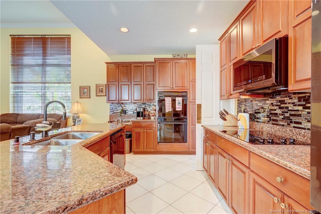 Davie, Florida 33328, United States, 4 Bedrooms Bedrooms, ,4 BathroomsBathrooms,Residential,Active,78311