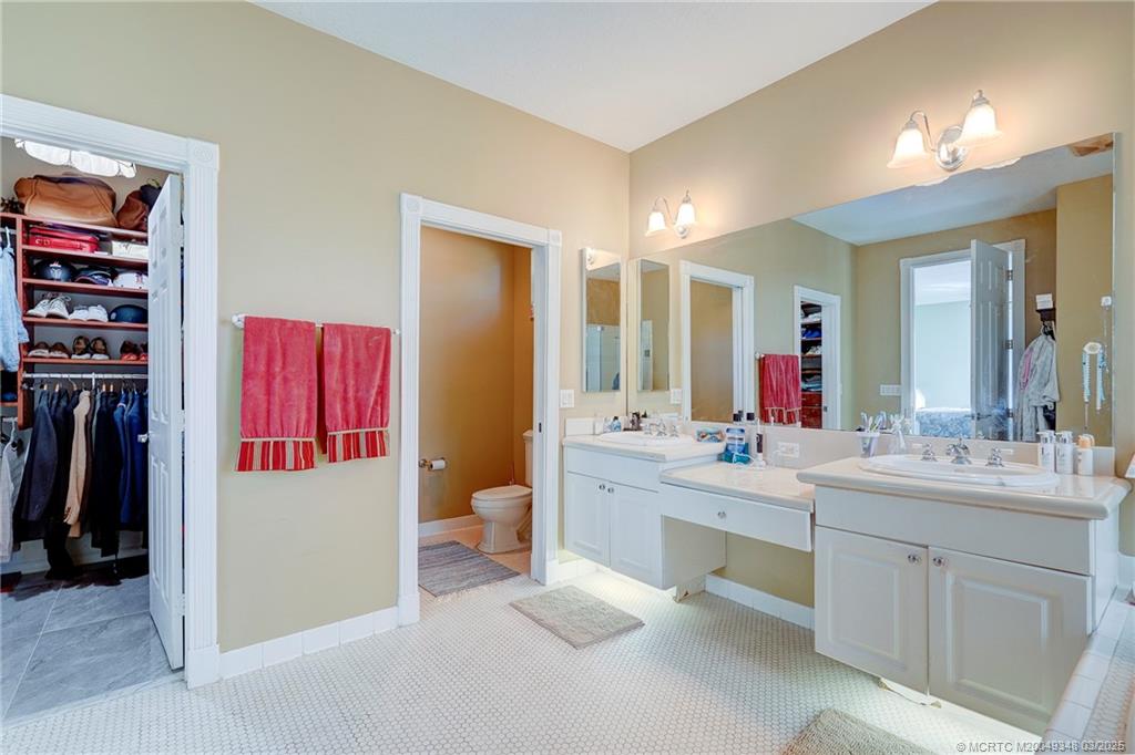 Davie, Florida 33328, United States, 4 Bedrooms Bedrooms, ,4 BathroomsBathrooms,Residential,Active,78311