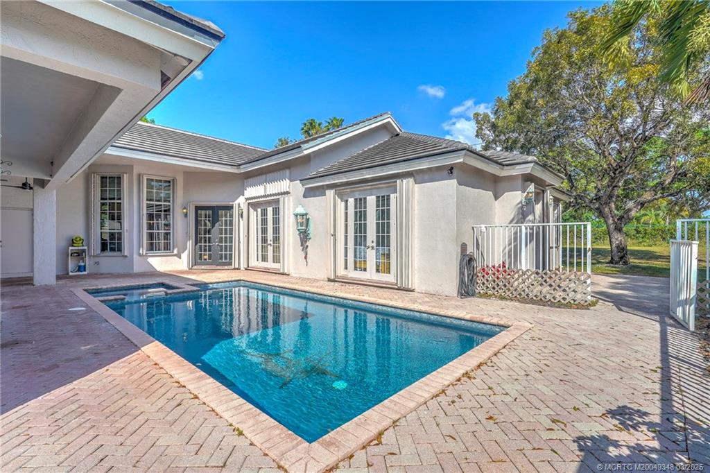 Davie, Florida 33328, United States, 4 Bedrooms Bedrooms, ,4 BathroomsBathrooms,Residential,Active,78311