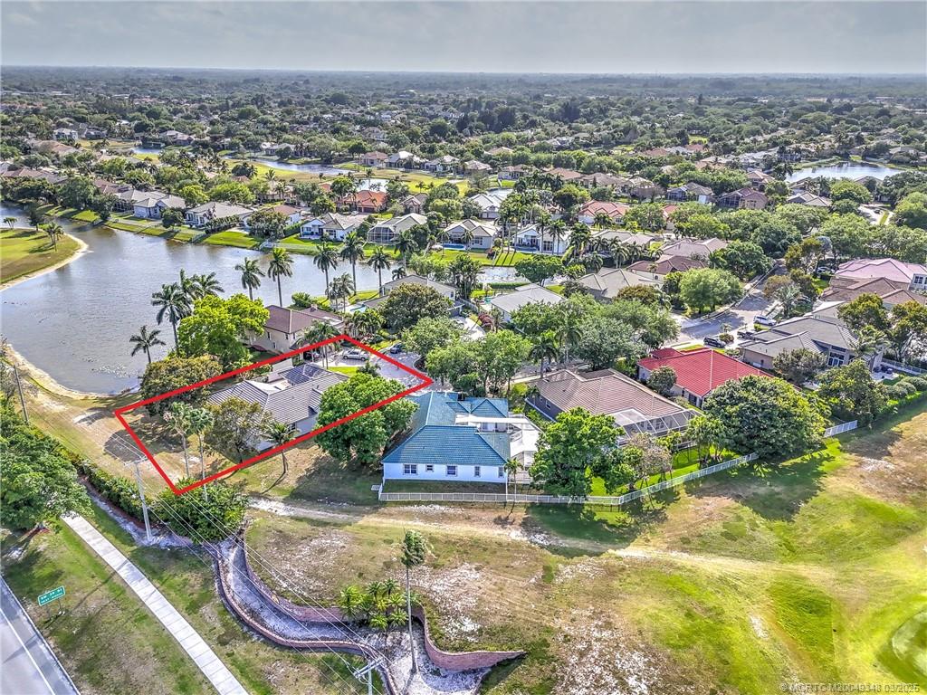 Davie, Florida 33328, United States, 4 Bedrooms Bedrooms, ,4 BathroomsBathrooms,Residential,Active,78311