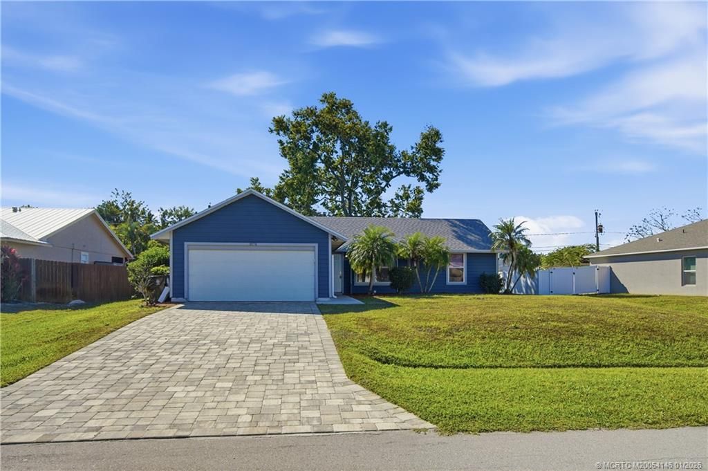 Photo of 1074 SW Jennifer Terrace, Port Saint Lucie, FL 34953 (MLS # M20054146)