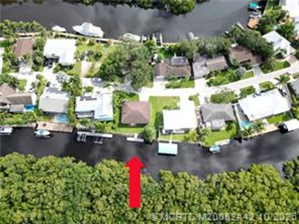 Photo of 735 SW Salerno Rd Road, Stuart, FL 34997 (MLS # M20052442)
