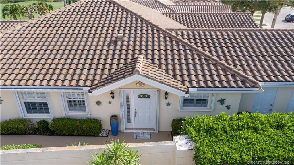 Photo of 7807 SE Spicewood Circle, Hobe Sound, FL 33455 (MLS # M20042655)