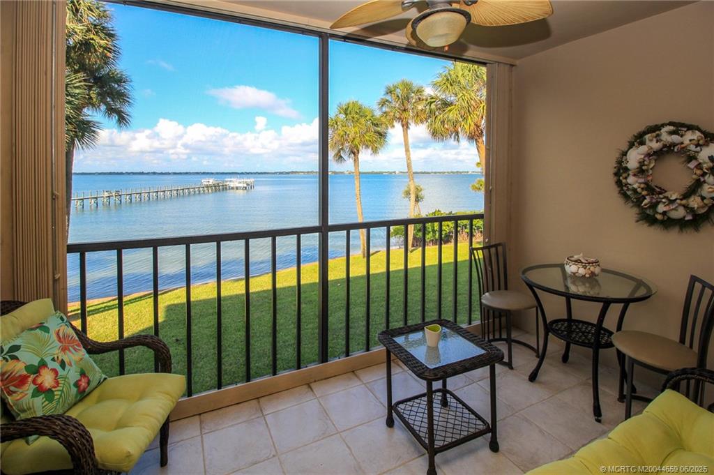 Stuart, Florida 34996, United States, 2 Bedrooms Bedrooms, ,2 BathroomsBathrooms,Residential,Active,59327