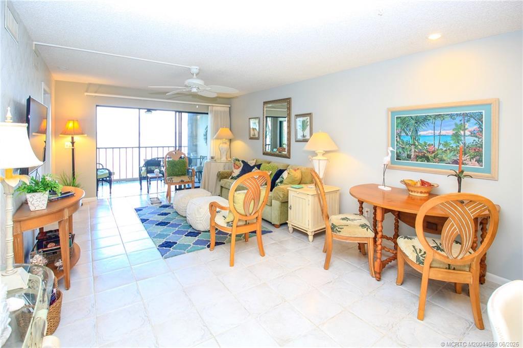 Stuart, Florida 34996, United States, 2 Bedrooms Bedrooms, ,2 BathroomsBathrooms,Residential,Active,59327