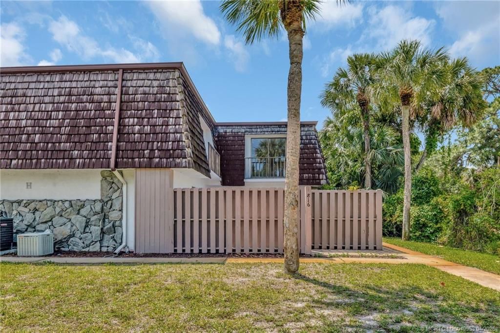 Photo of 816 NW 10th Terrace, Stuart, FL 34994 (MLS # M20049953)