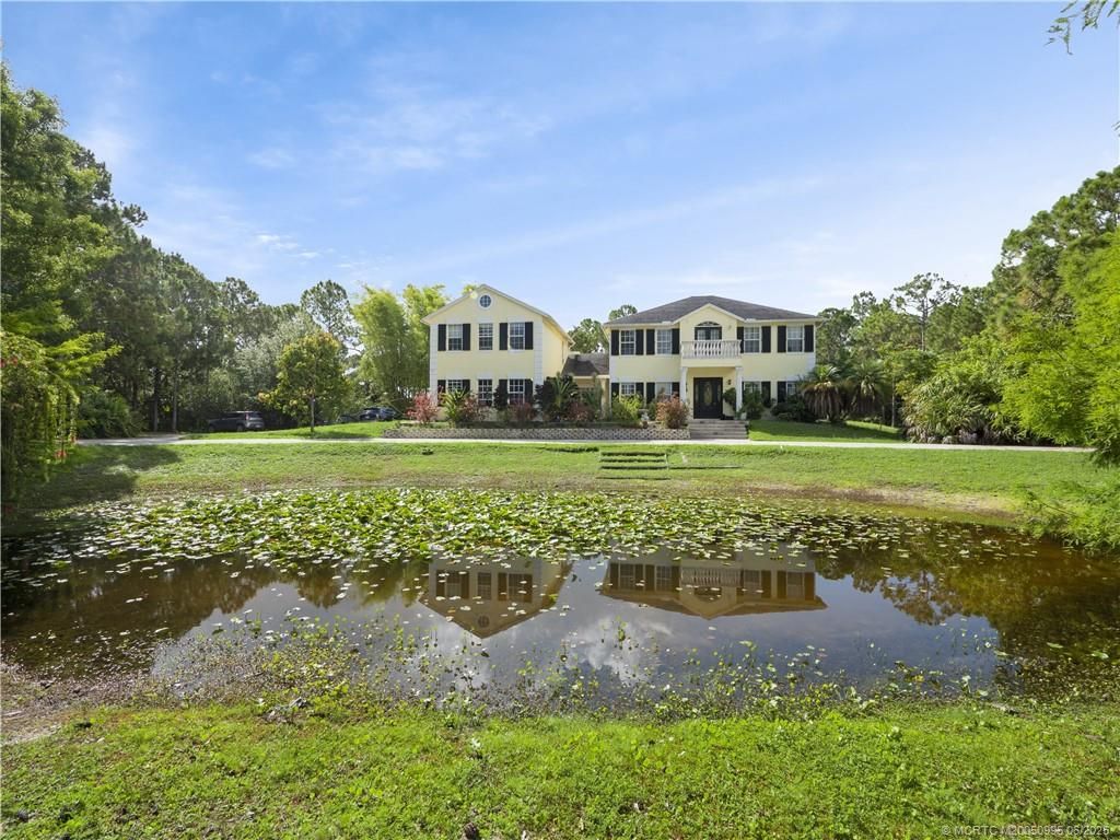 Photo of 11013 SW Redwing Drive, Stuart, FL 34997 (MLS # M20050995)