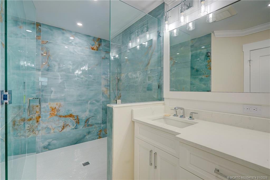 Sewalls Point, Florida 34996, United States, 3 Bedrooms Bedrooms, ,3 BathroomsBathrooms,Residential,Active,28984