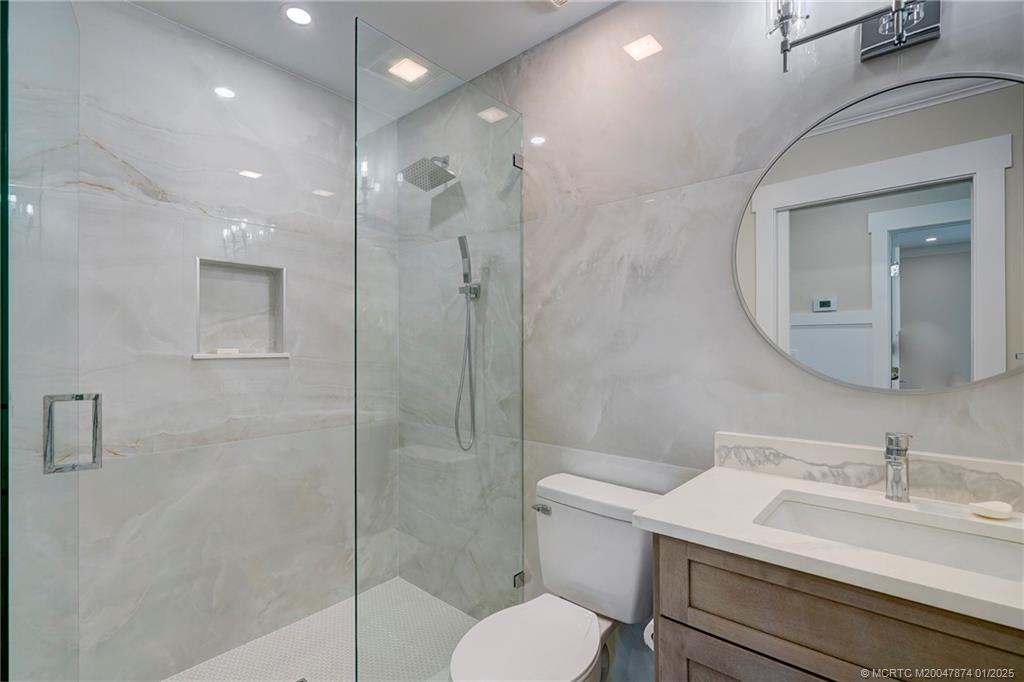 Sewalls Point, Florida 34996, United States, 3 Bedrooms Bedrooms, ,3 BathroomsBathrooms,Residential,Active,28984