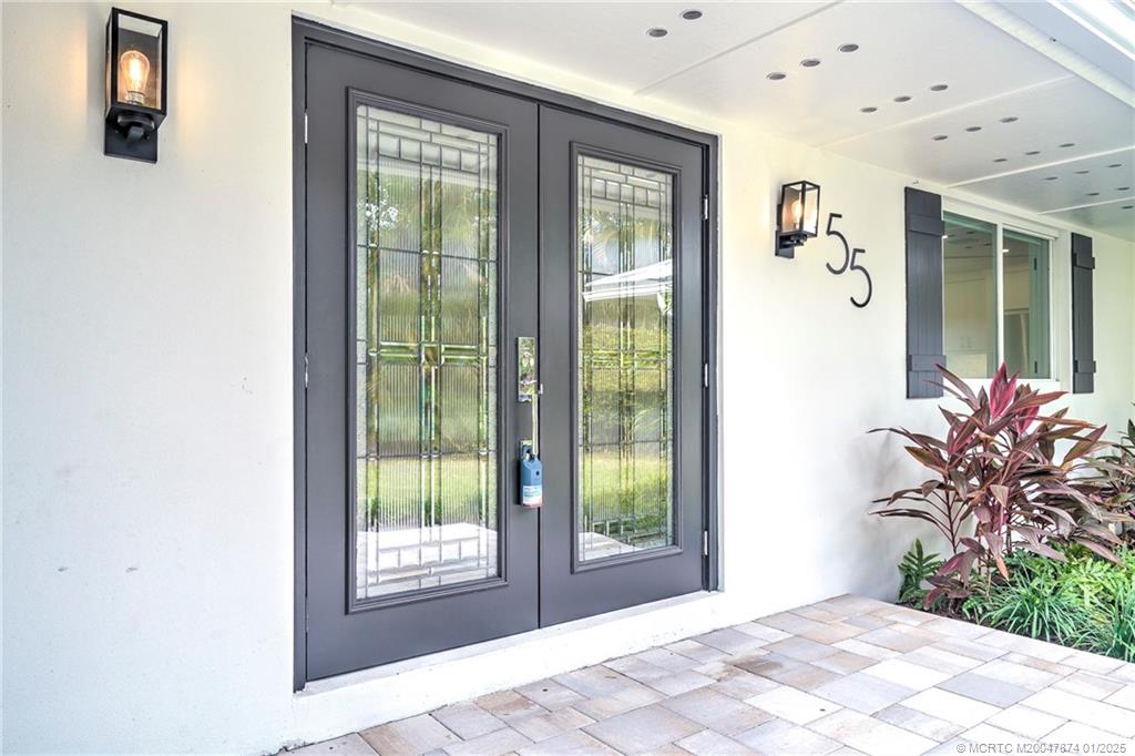 Sewalls Point, Florida 34996, United States, 3 Bedrooms Bedrooms, ,3 BathroomsBathrooms,Residential,Active,28984