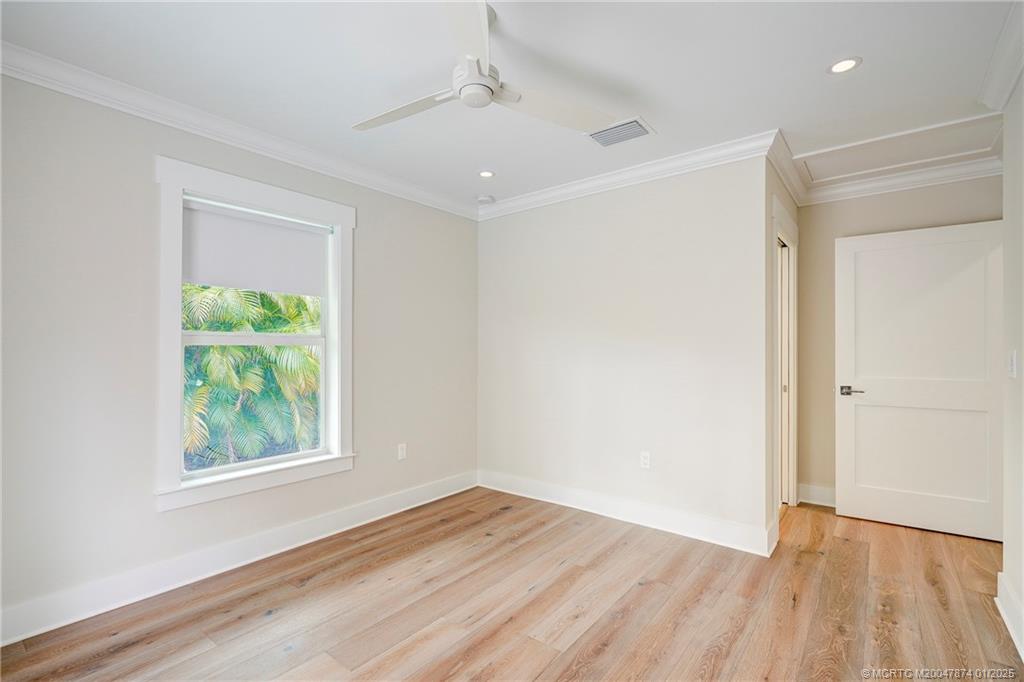 Sewalls Point, Florida 34996, United States, 3 Bedrooms Bedrooms, ,3 BathroomsBathrooms,Residential,Active,28984