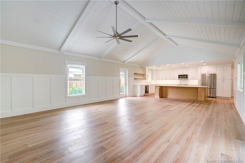 Sewalls Point, Florida 34996, United States, 3 Bedrooms Bedrooms, ,3 BathroomsBathrooms,Residential,Active,28984