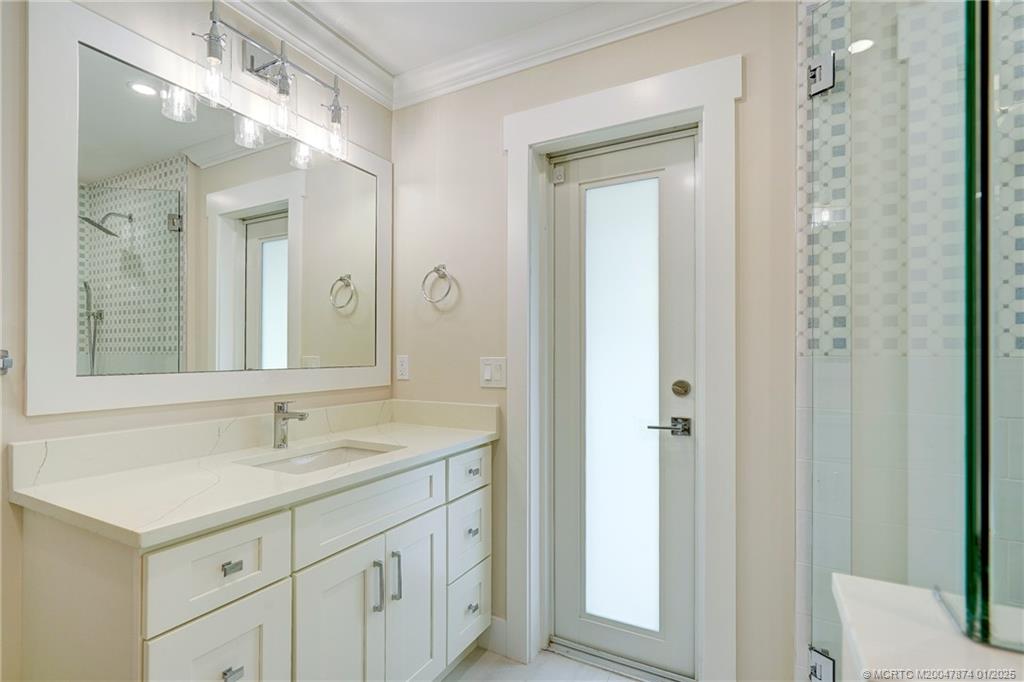 Sewalls Point, Florida 34996, United States, 3 Bedrooms Bedrooms, ,3 BathroomsBathrooms,Residential,Active,28984