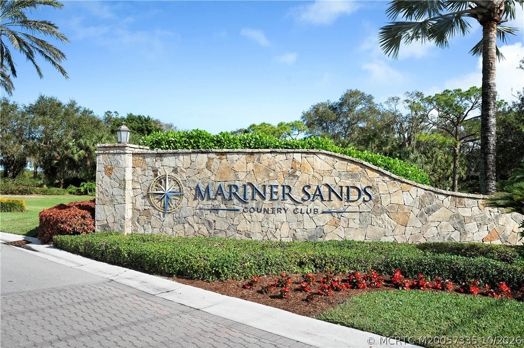 Photo of 6323 SE Farmington Place, Stuart, FL 34997 (MLS # M20057335)