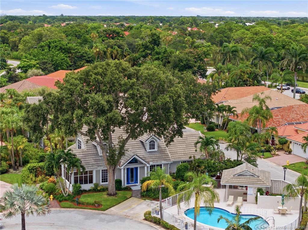 Photo of 207 Woodsmuir Court, Palm Beach Gardens, FL 33418 (MLS # M20056333)