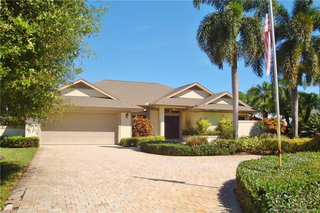 Photo of 1921 SW Oak Ridge Road, Palm City, FL 34990 (MLS # M20041109)