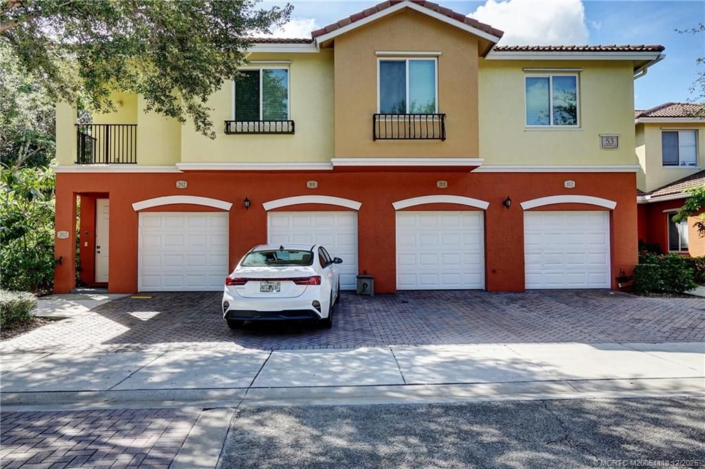 Photo of 53 SE Sedona Circle #201, Stuart, FL 34994 (MLS # M20051114)