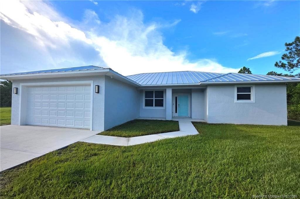 Photo of 13305 79th Street, Fellsmere, FL 32948 (MLS # M20054178)