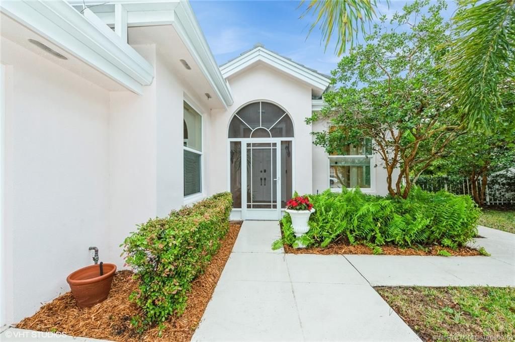 Photo of 4901 SE Inkwood Way, Hobe Sound, FL 33455 (MLS # M20048679)