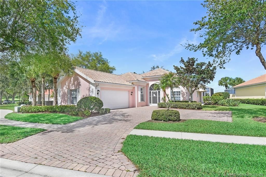 Photo of 1541 SW Balmoral Trace, Stuart, FL 34997 (MLS # M20054687)