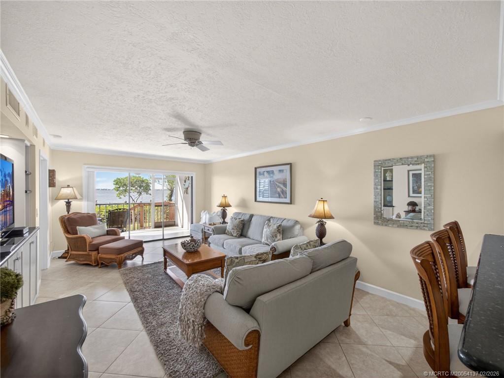 4680 NE Sandpebble Trace 103