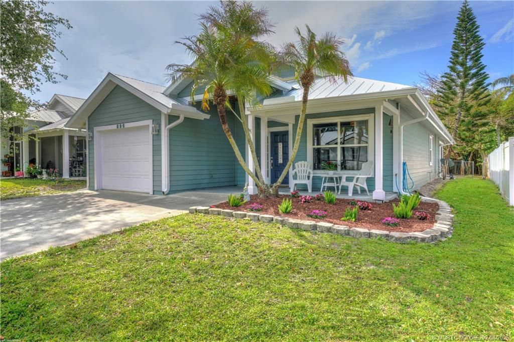 Photo of 896 SW 34th Terrace, Palm City, FL 34990 (MLS # M20055292)