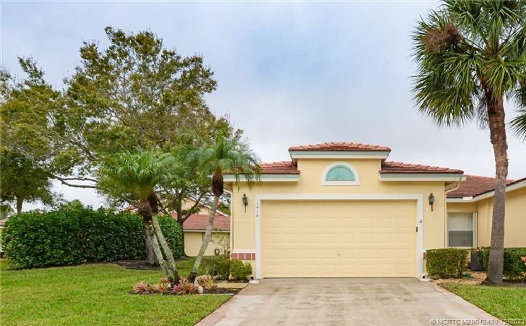 Photo of 1418 SW Greens Pointe Way, Palm City, FL 34990 (MLS # M20042489)