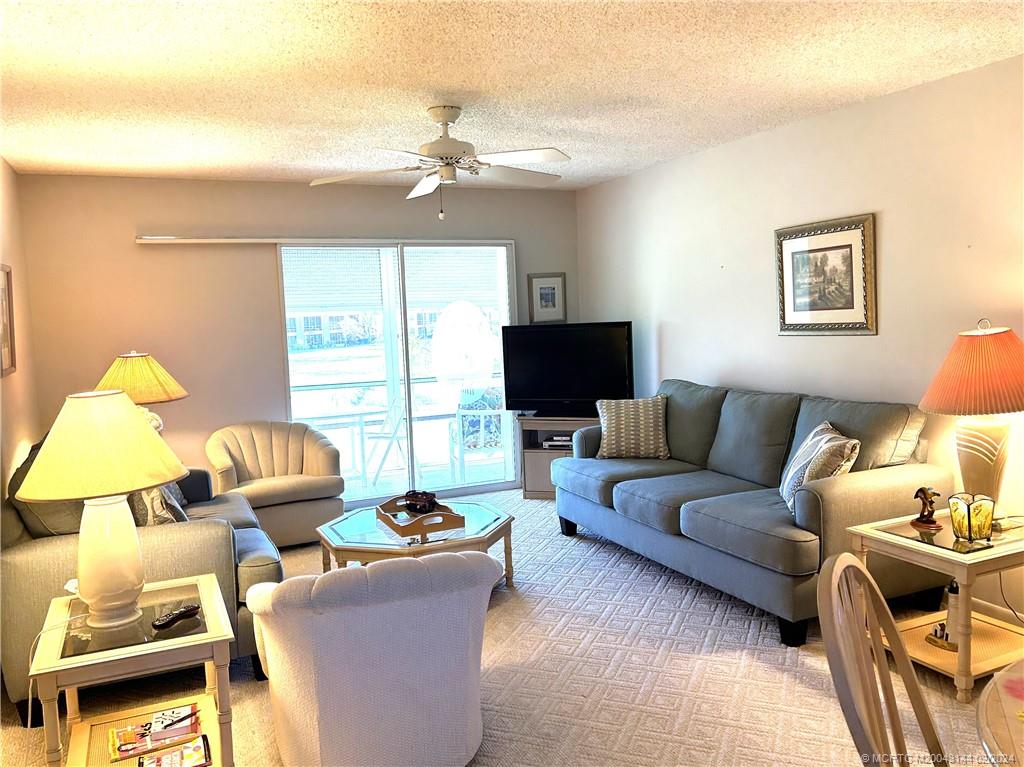 Stuart, Florida 34994, United States, 1 Bedroom Bedrooms, ,2 BathroomsBathrooms,Residential,Active,65850