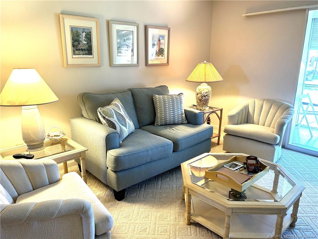 Stuart, Florida 34994, United States, 1 Bedroom Bedrooms, ,2 BathroomsBathrooms,Residential,Active,65850