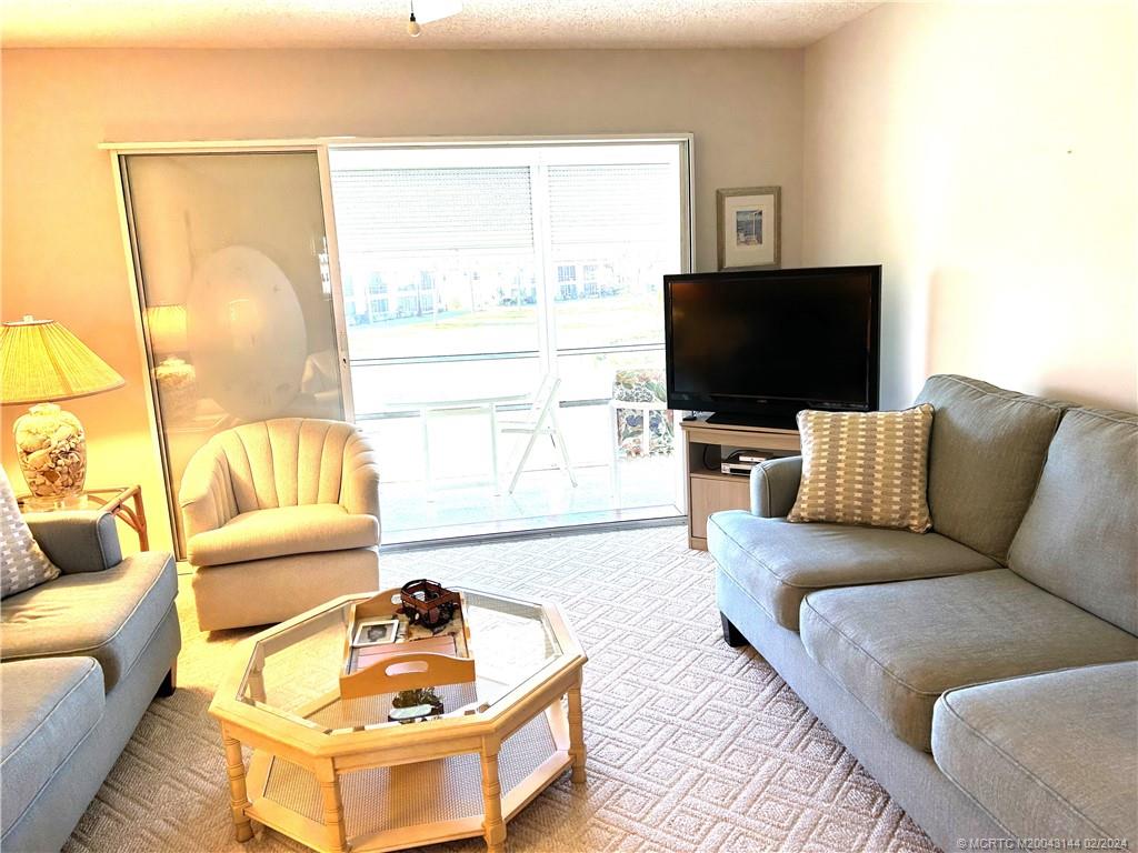 Stuart, Florida 34994, United States, 1 Bedroom Bedrooms, ,2 BathroomsBathrooms,Residential,Active,65850